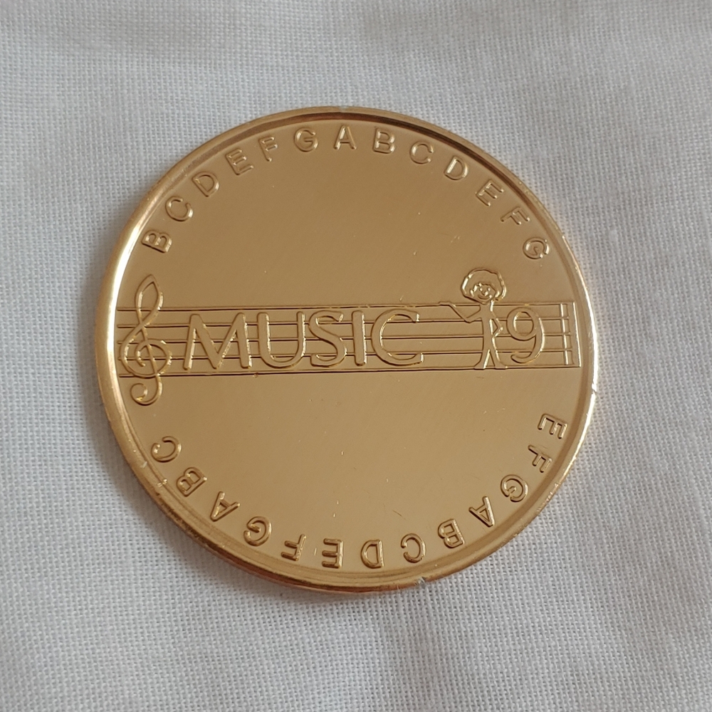Mardi Gras Doubloon - Music 19 Gold Coin (Set of 16)